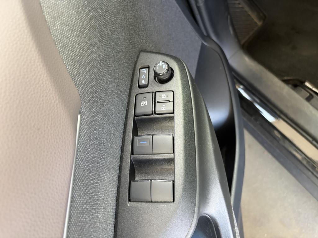 Toyota Yaris Cross 1.5 hybrid executive aut. | half-lederen bekleding | nav