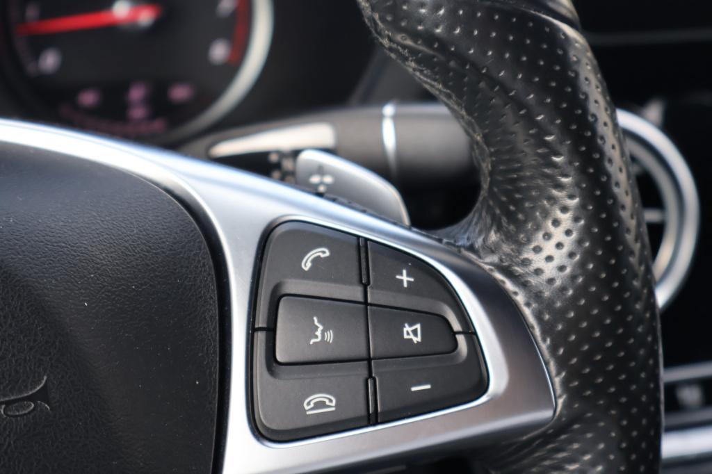 Mercedes-Benz Glc 250 4matic amg l luchtvering airmatic l camera l led high