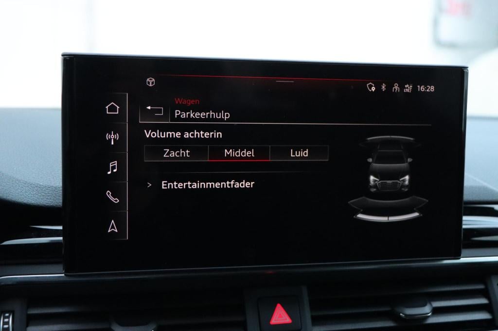 Audi A4 avant 40 tfsi s edition competition 204pk s tronic