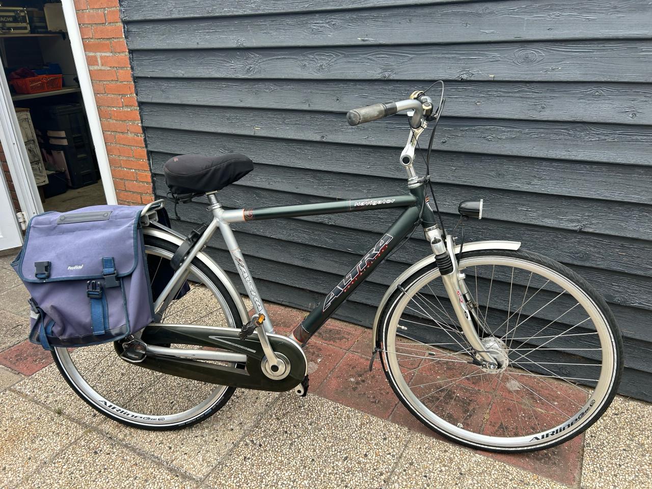 Goed onderhouden herenfiets (terugtraprem)