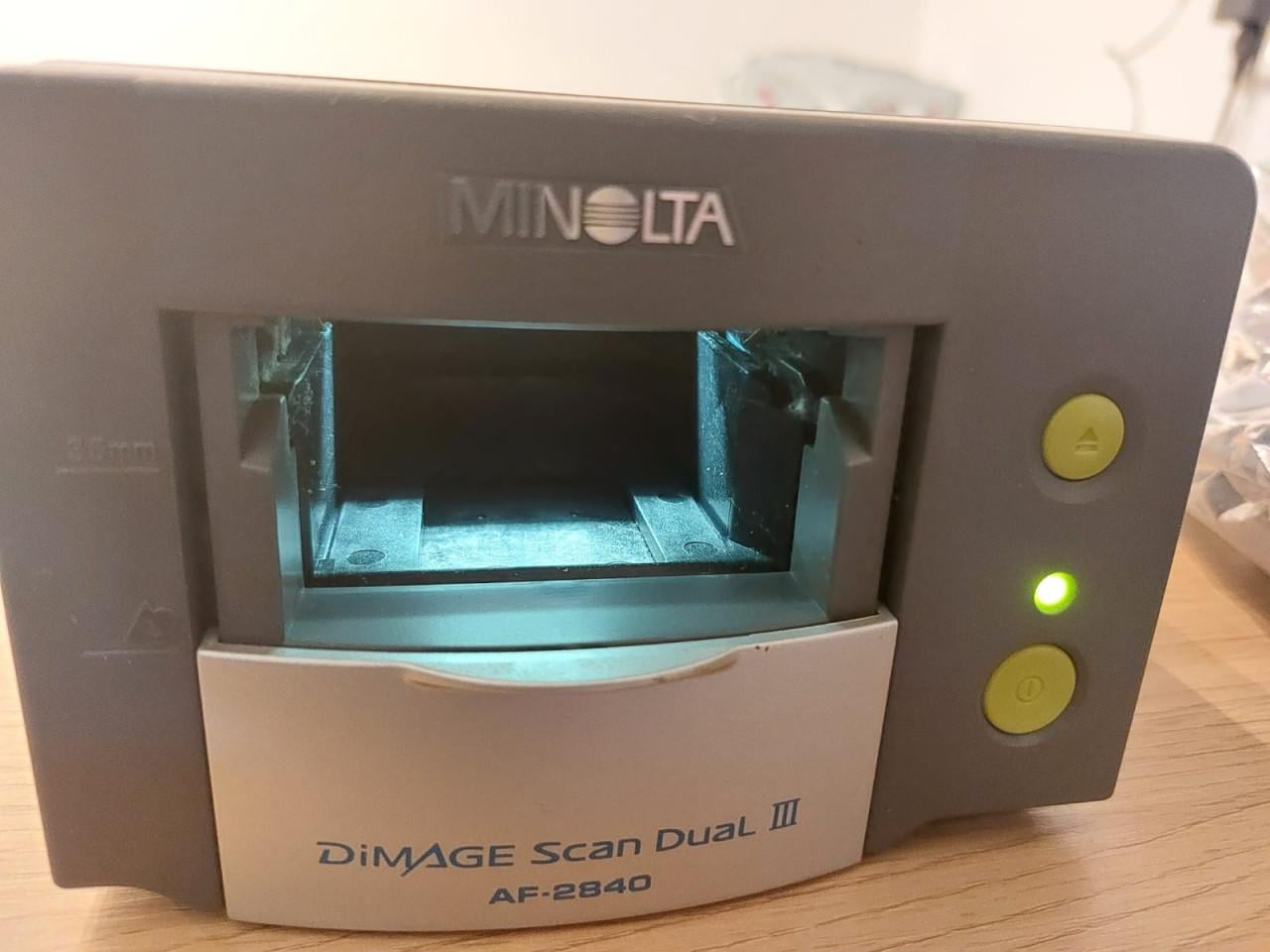 Minolta AF-2840 diascanner