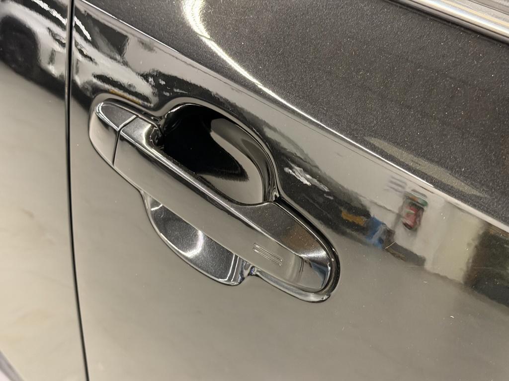 Toyota C-hr 1.8 hybrid executive