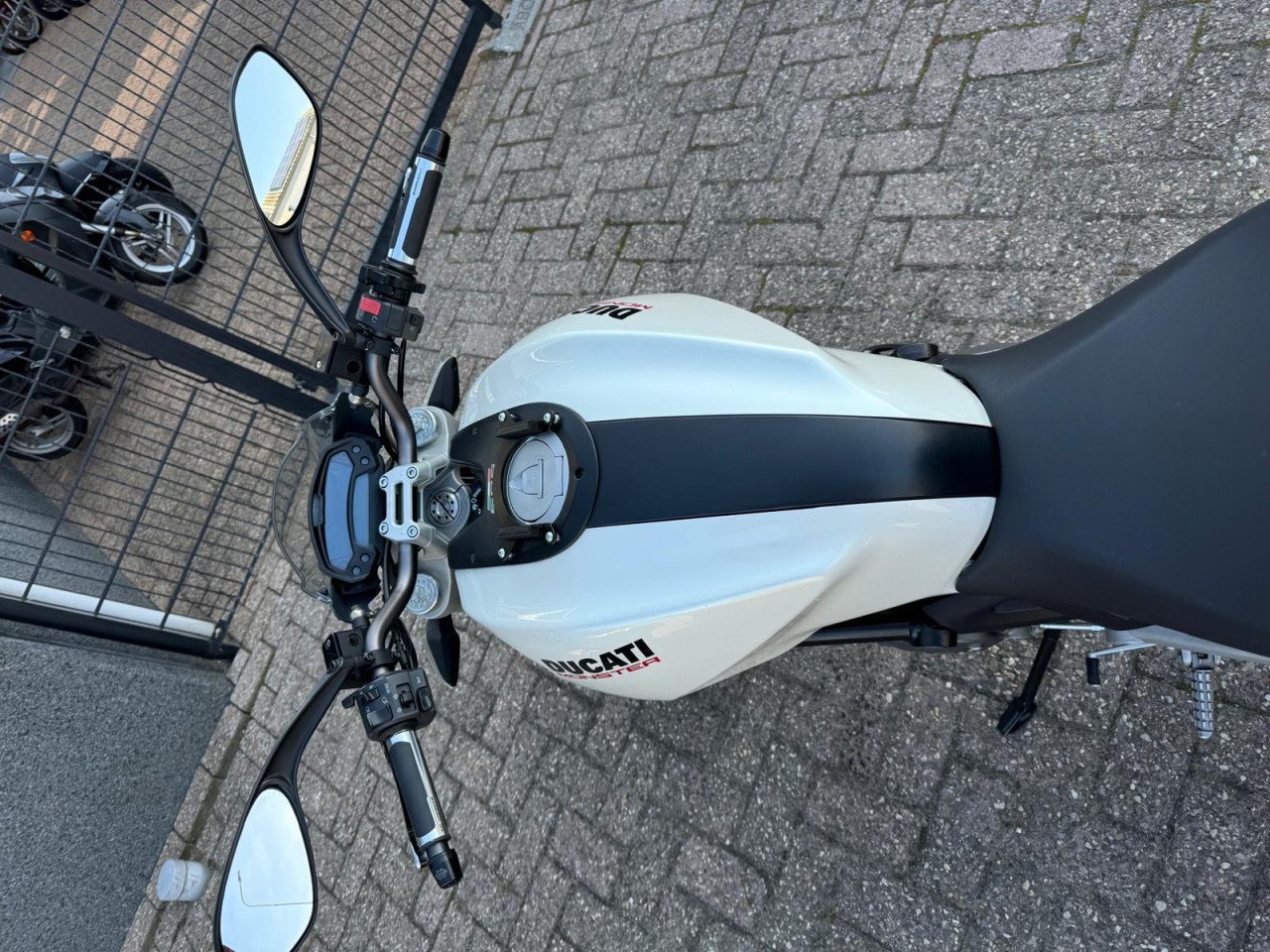 Ducati Monster 696 – 2008 – Termignoni – 35 kW