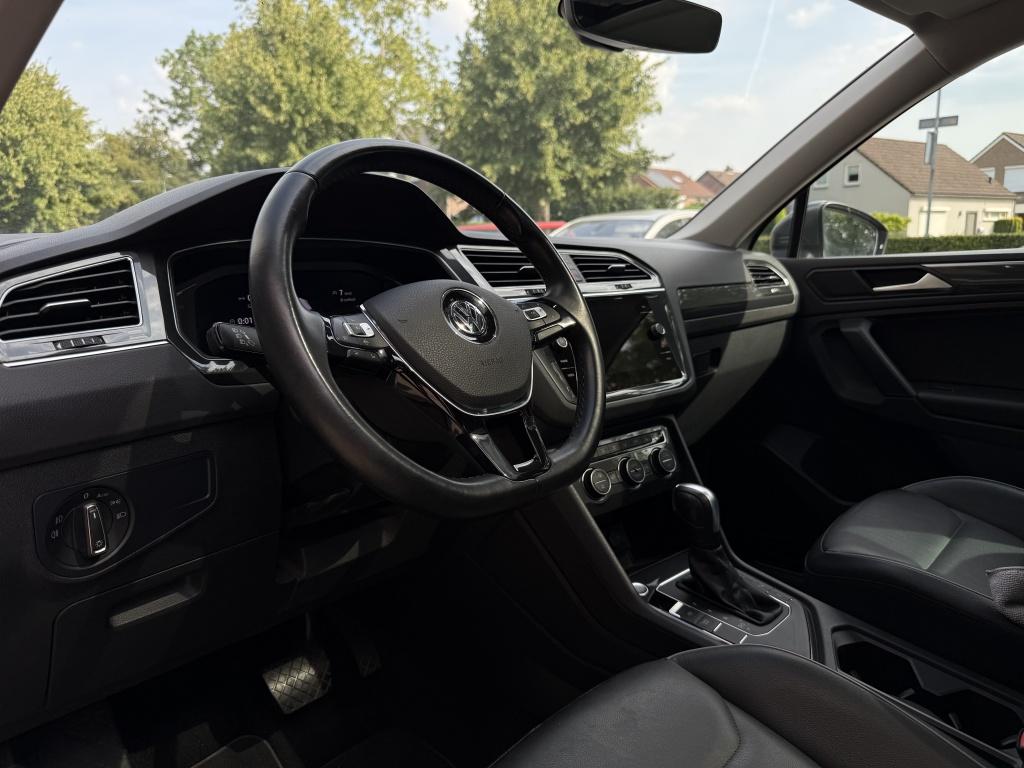 Volkswagen Tiguan 1.5 tsi active business - pano - leer - 360 graden camera