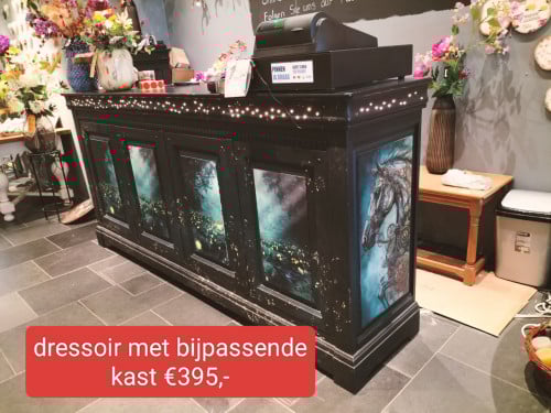 Onze winkel verhuizen - veel unieke meubel nu voor spot prijzen