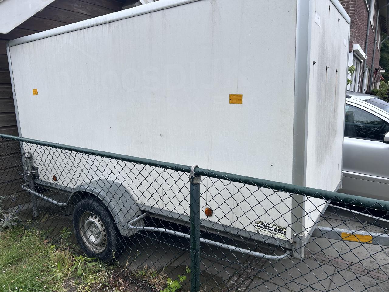 Gesloten aanhangwagen