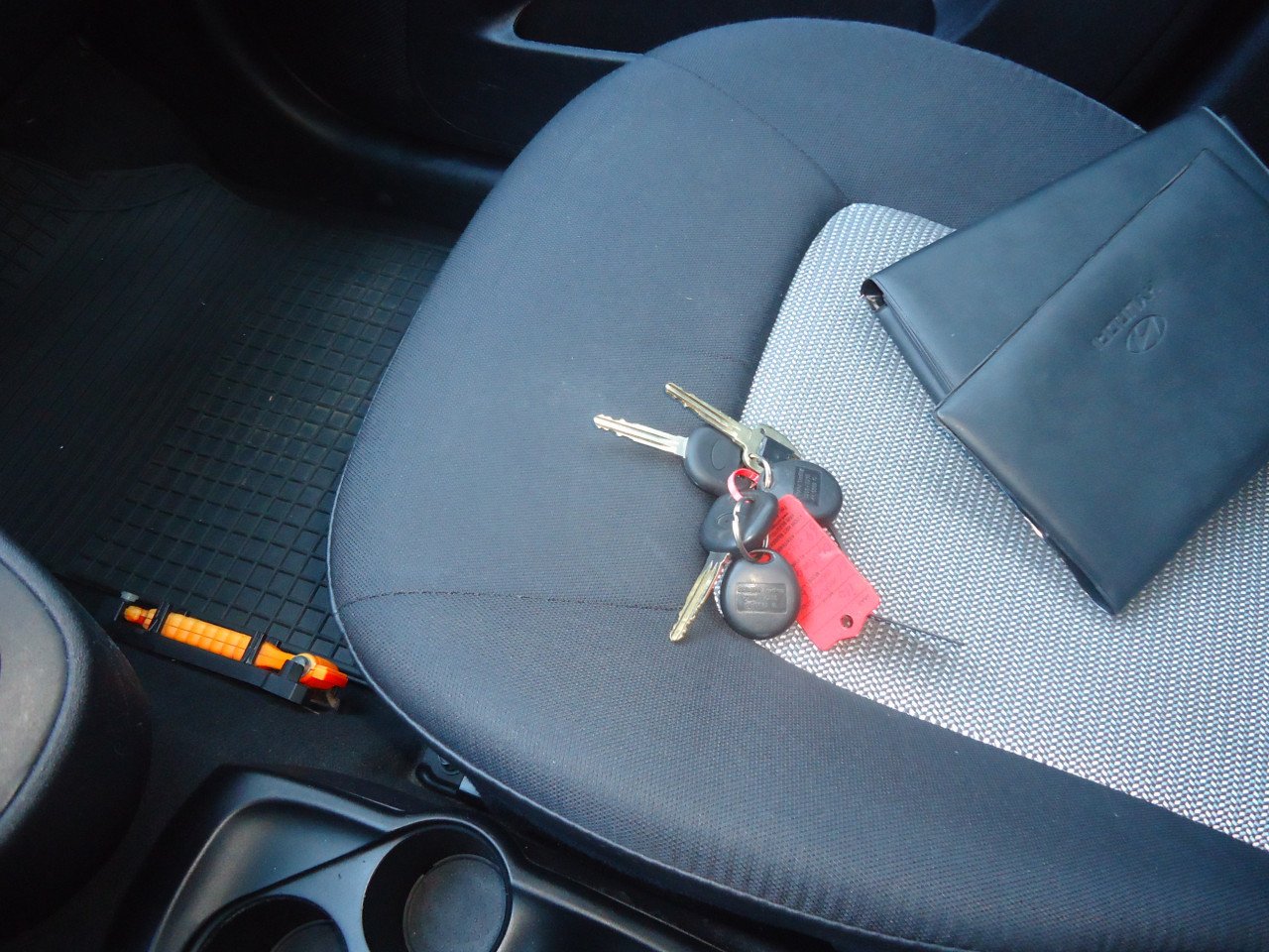 HYUNDAI I 10 1.1I 5DRS ORANGE BABIES