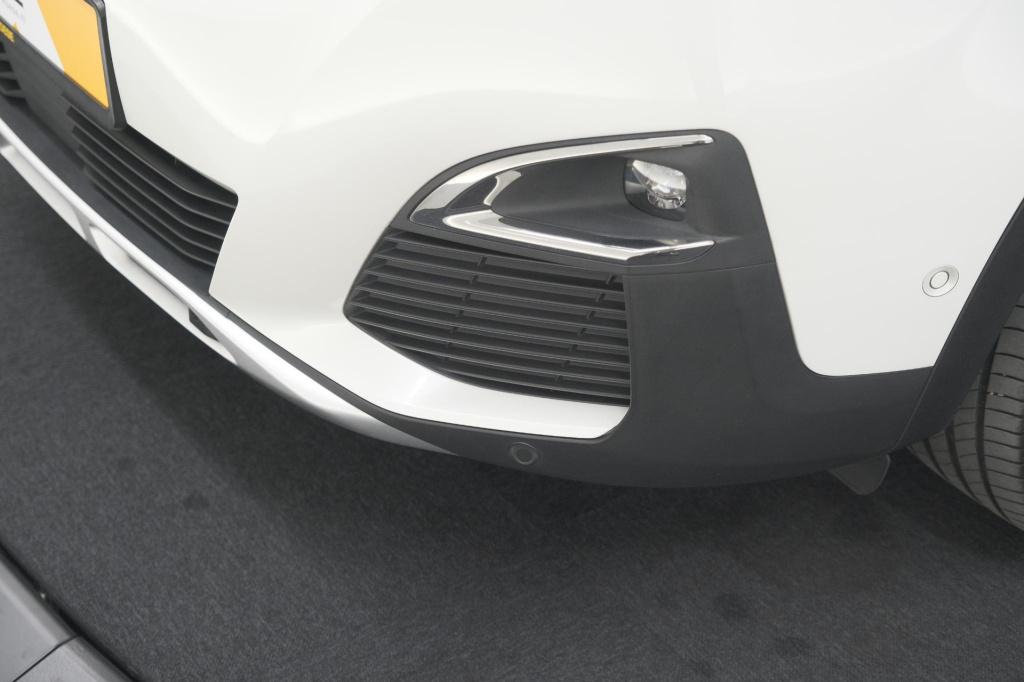 Peugeot 5008 puretech 130 eat8 gt-line | schuif-/kanteldak | trekhaak | ele
