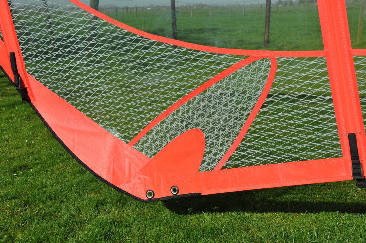 6.5m2 Tushingham Raptor Freeride zeil, FiberSpar mast, NeilPryde giek