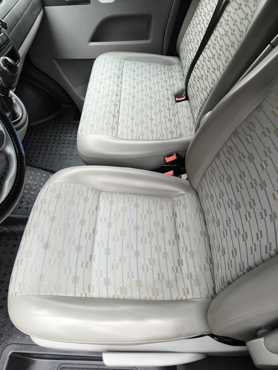 Volkswagen Transporter 2.0 TDI 140 pk Dubbel Cabine 6-Zits Airco