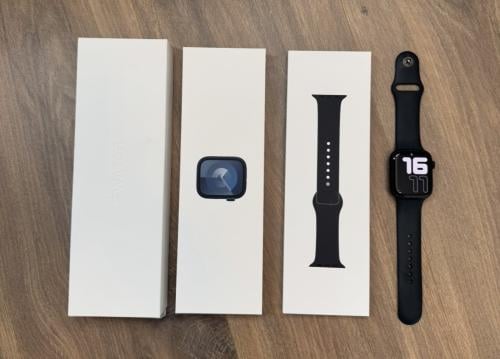 Apple Watch Series 9 45mm GPS – zeer nette staat – compleet