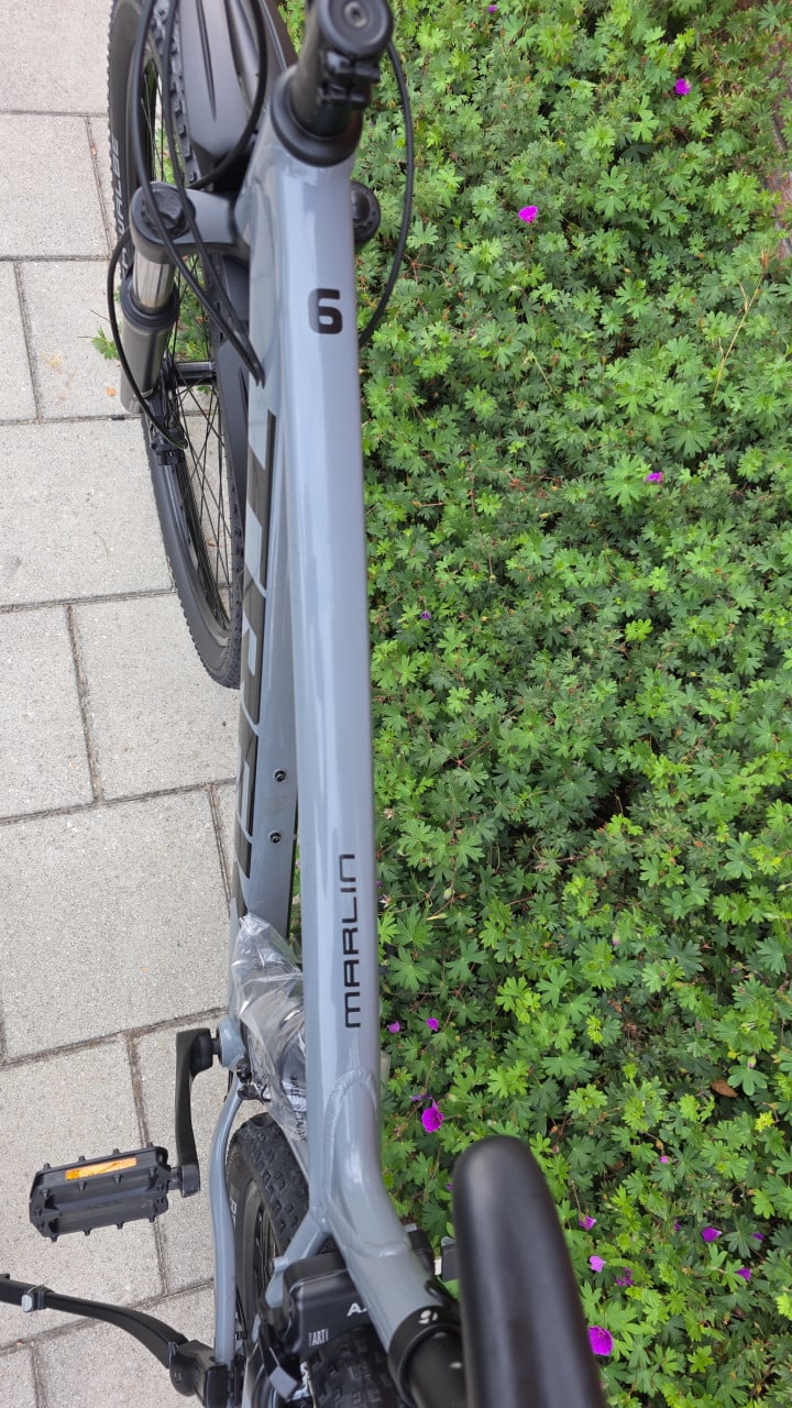 TREK | MARLIN 6 | 29 INCH | FRAME 52 CM | 2X8 | NETTE STAAT!