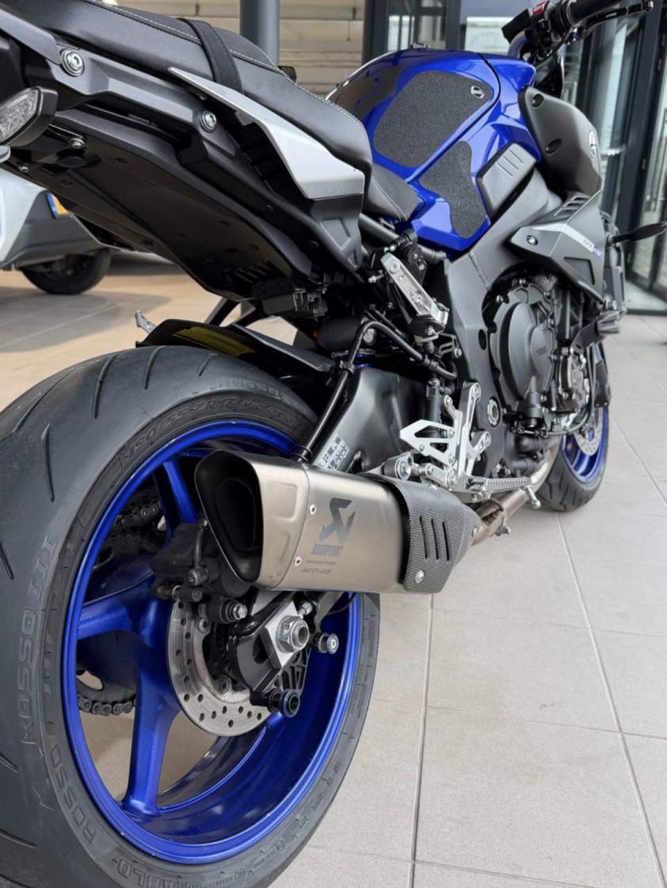 Yamaha MT-10,Naked Bike