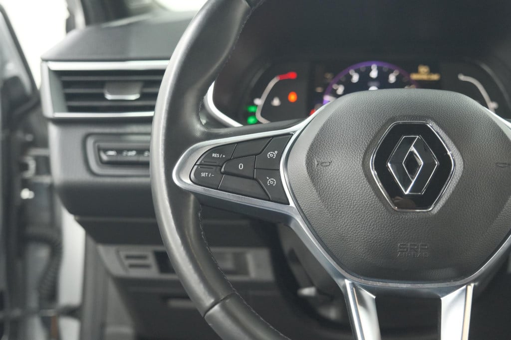 Renault Clio tce 100 intens | parkeersensoren | apple carplay | climate con