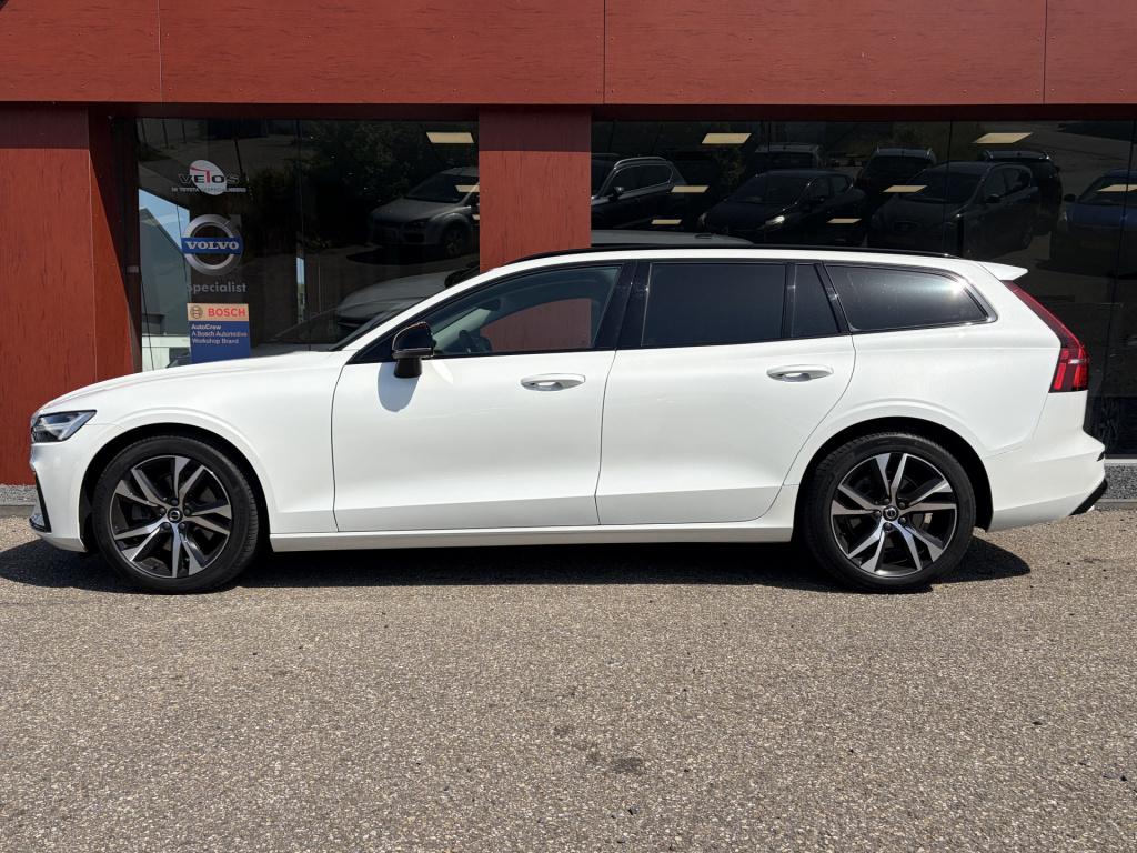 Volvo V60 2.0 b4 plus dark