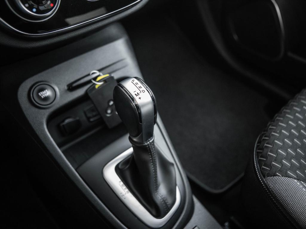 Renault Captur 150pk intens automaat | panoramadak | navigatie | trekhaak |