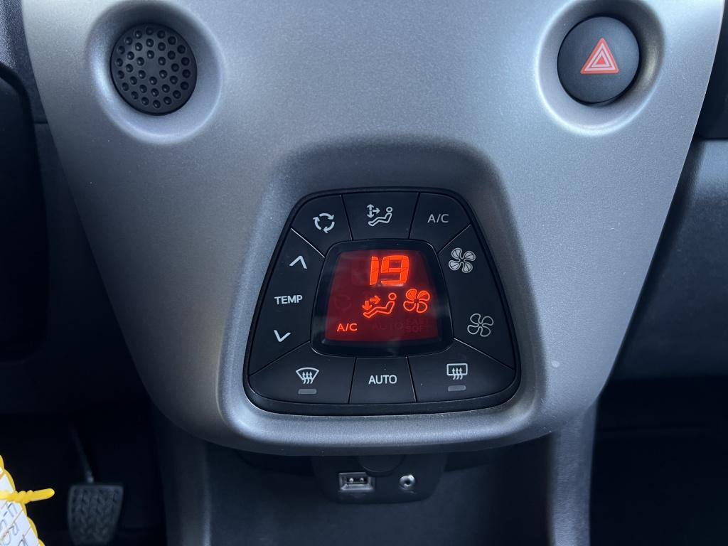 Toyota Aygo 1.0 vvt-i x-joy