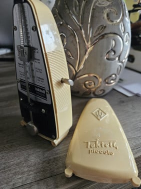 Werkend analoge vintage Metronoom /Taktell van het merk Wittner...