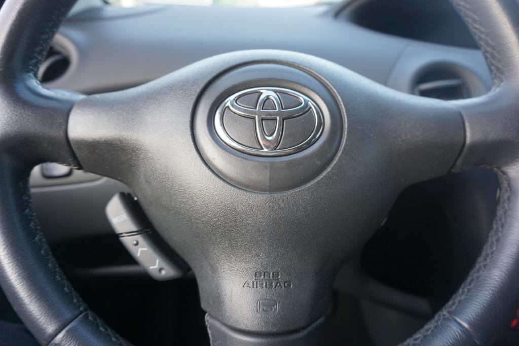 Toyota Yaris 1.0 vvt-i airco / elektr. ramen / apk t/m 06-2027