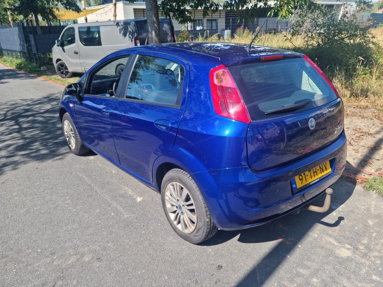 Fiat punto 1.4i bj 2006 5 deurs zeer mooi