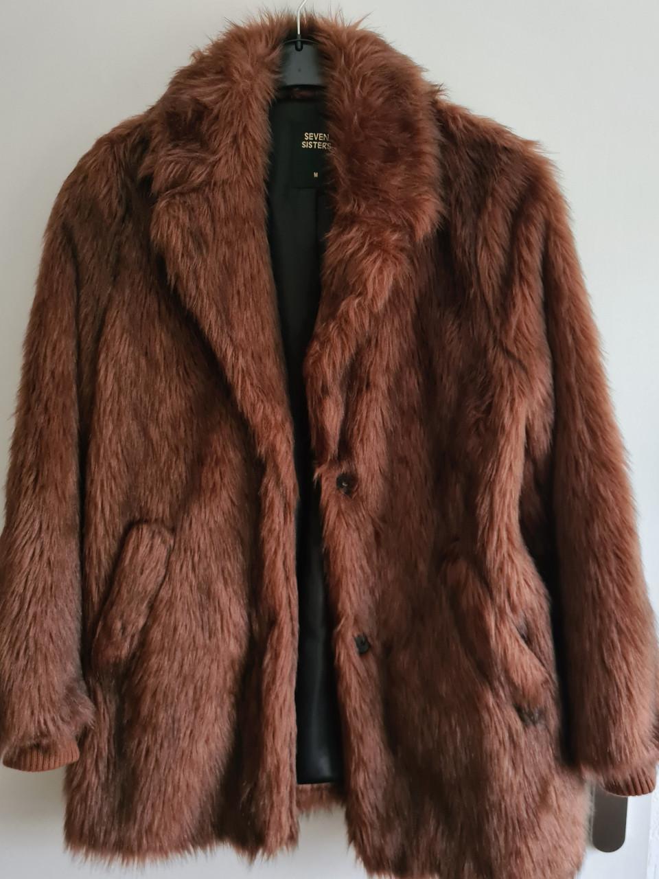 Seven Sisters/ The Sting bordeaux/ roest bruine fake fur bontjas  Maat M