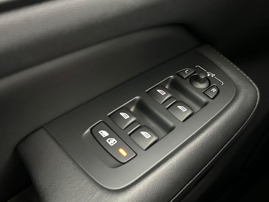 Volvo V60 t6 398pk recharge plus bright| pano| cruise.control| leder| h&k