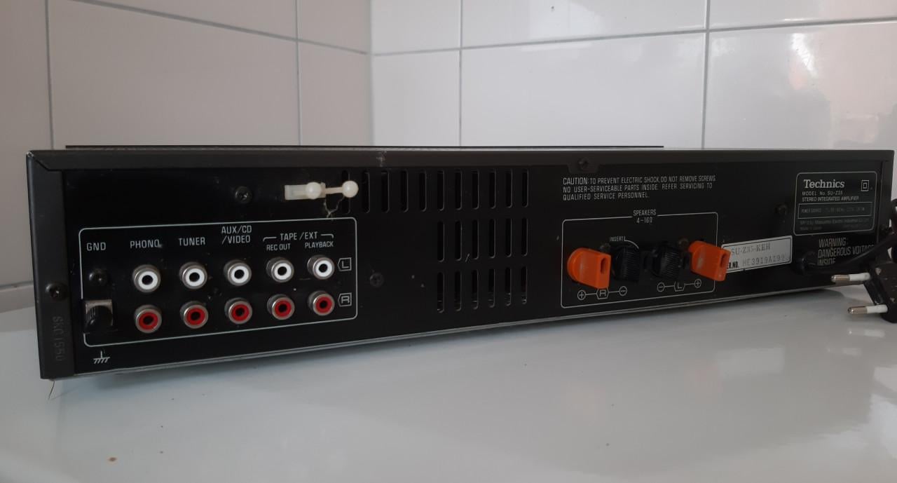 Technics SU-Z35 Versterker