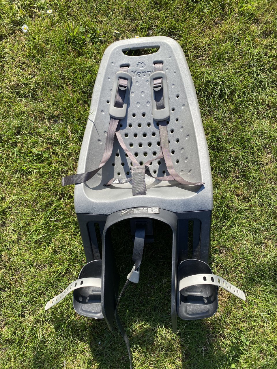 Yepp Maxi Achterzitje Easyfit Silver + sleutels