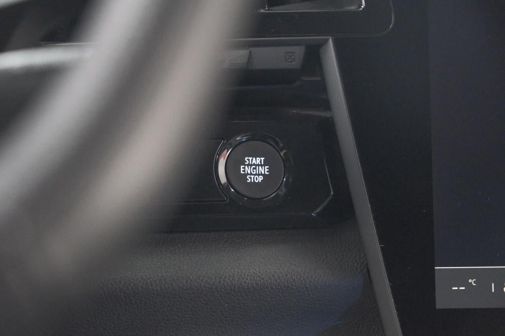 Renault Espace e-tech full hybrid 200 techno | 7 zitplaatsen | camera | ada