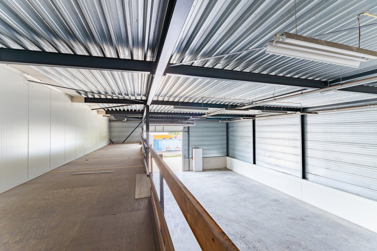 Bedrijfsunit Middelburg 292 m2 met buitenterrein