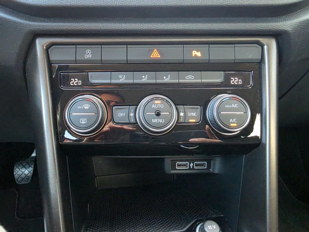 Volkswagen T-roc 1.0 tsi style | adaptieve cruise control | parkeersensoren