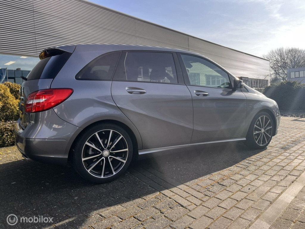 Mercedes-Benz B-Klasse 180 ambition