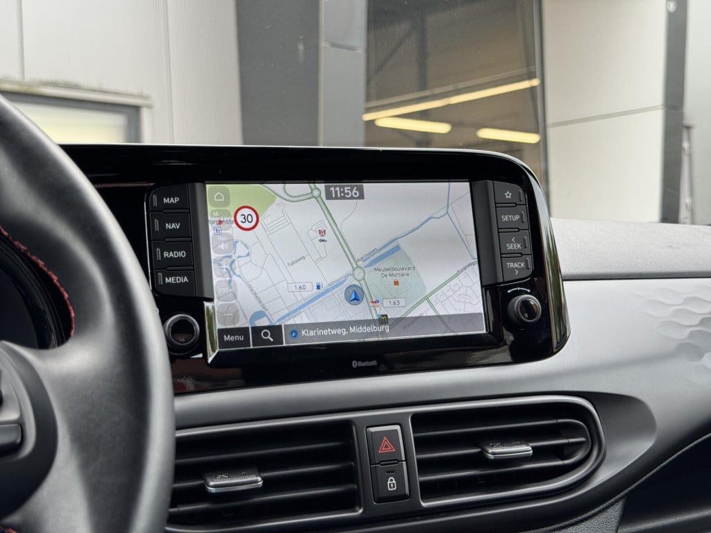 Hyundai I 10 1.0 t-gdi n line 5-zits | navigatie | camera | stuur- + stoelv