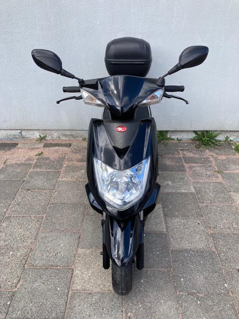 2X KYMCO VP50 SNOR SCOOTERS TE KOOP ! BEIDEN WEINIG KM !!
