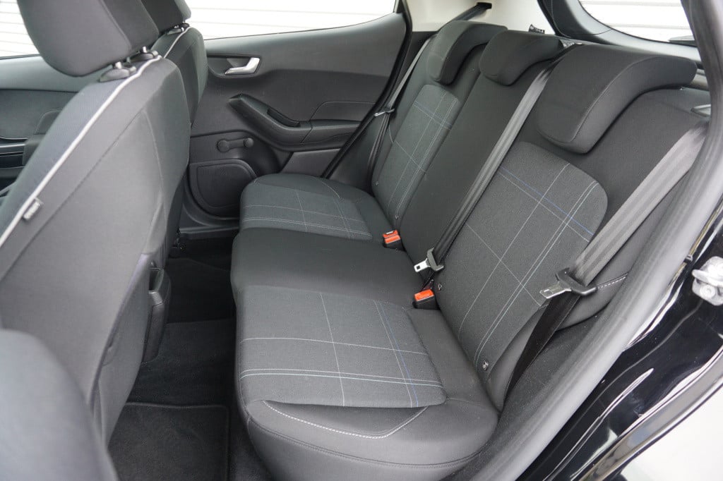 Ford Fiesta 1.1 trend / 1e eigenaar / airco / navi / lane ass. / cruise / p