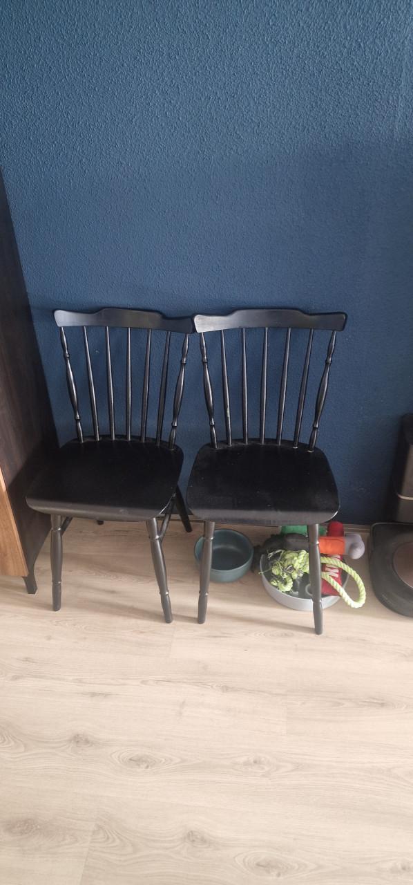 4 eettafel stoelen