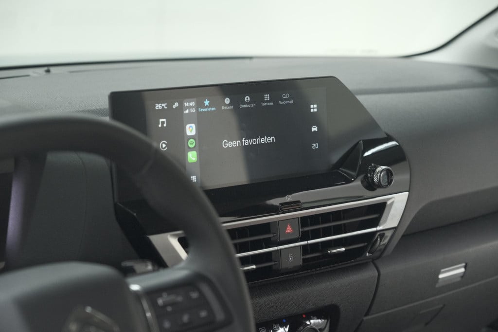Citroen C4 puretech 130 eat8 shine | camera | apple carplay | parkeersensor
