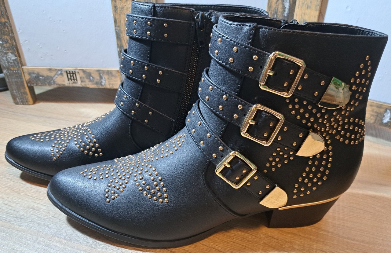 Diverse z.g.a.n./nieuwe schoenen