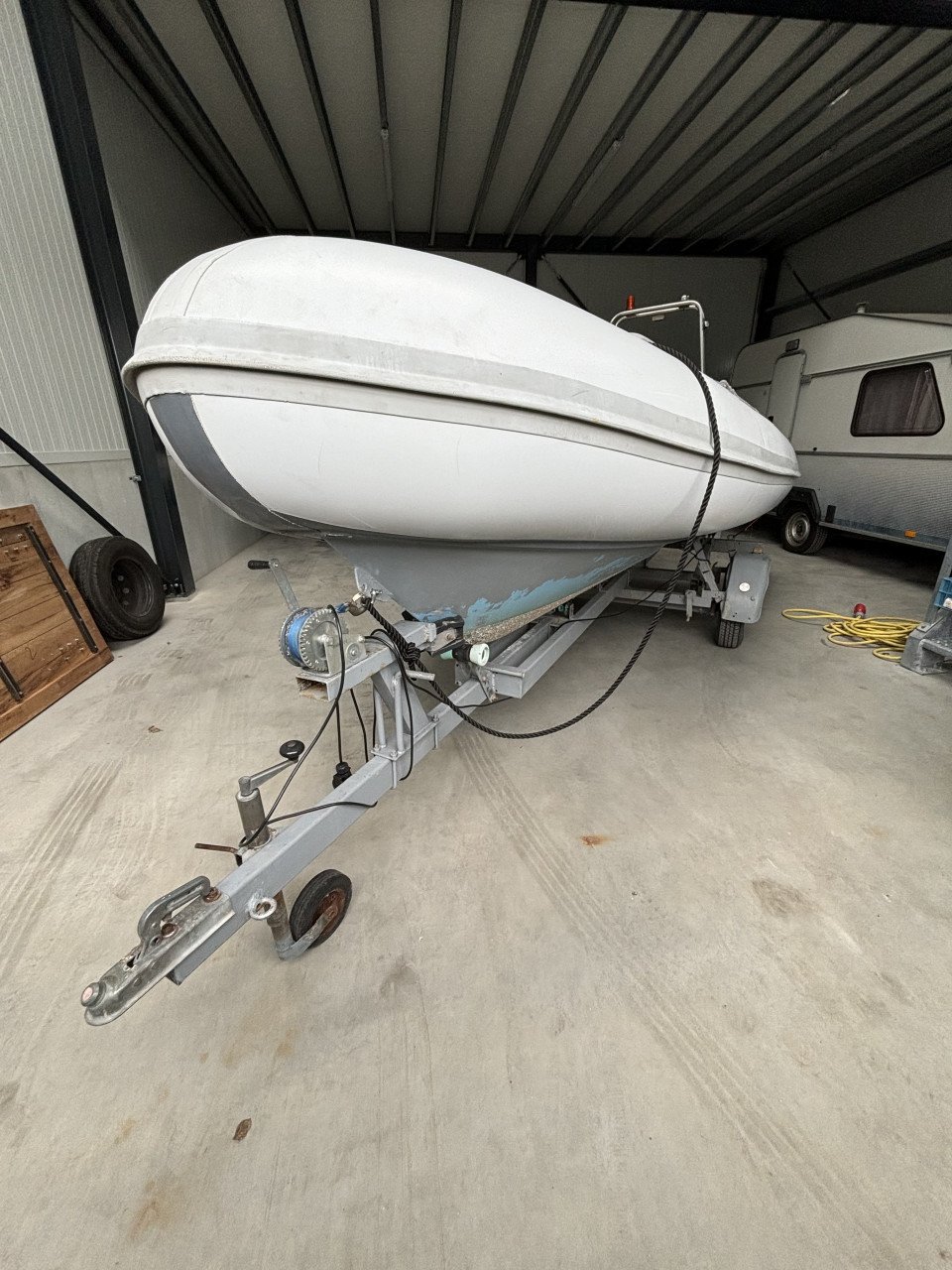 Mooie grote RIB 60 pk met aanhanger