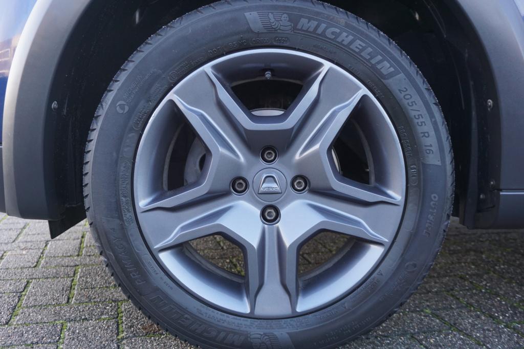 Dacia Logan mcv 0.9 tce stepway airco / navi / cruise / parkeersens. / trek