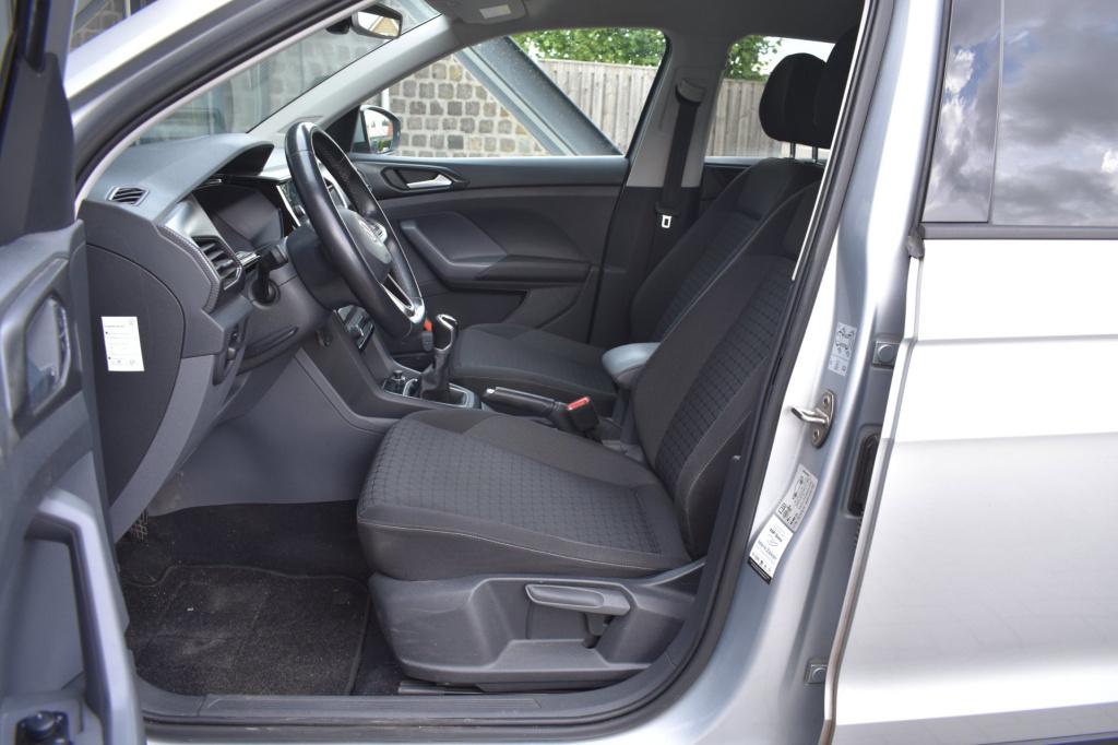 Volkswagen T-cross 1.0 tsi life | camera | trekhaak | apple carplay | andro