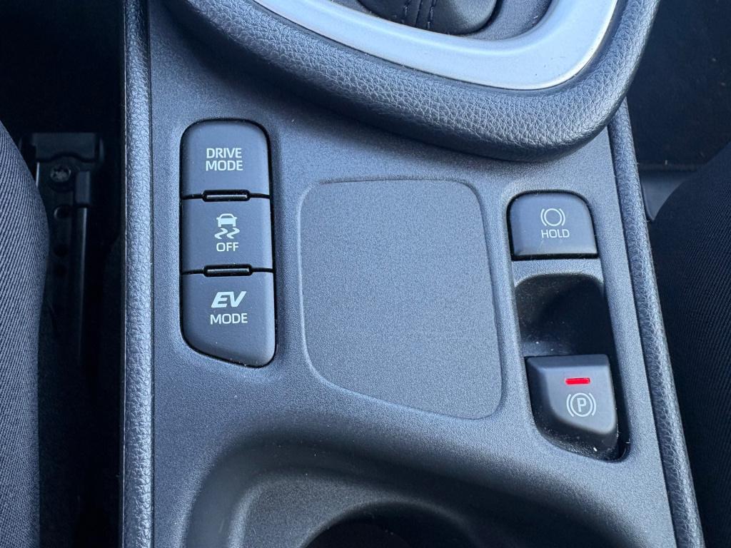 Toyota Yaris 1.5 hybrid 115 business