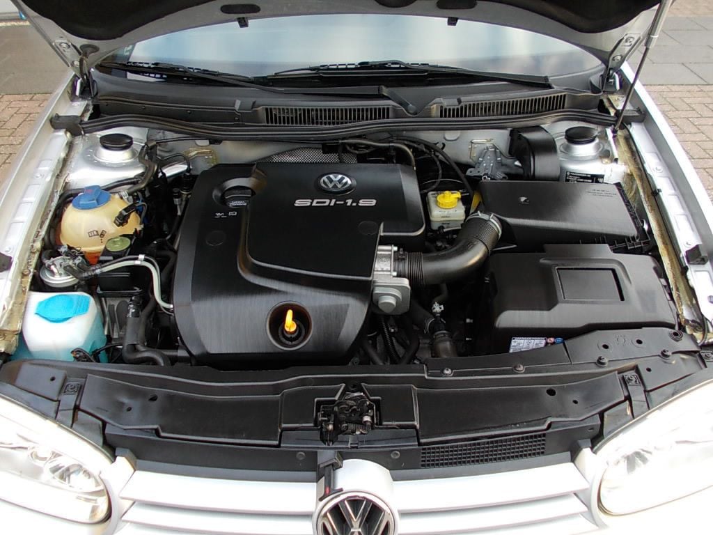 Volkswagen Golf sdi airco (orig. 83000 km.!!!)