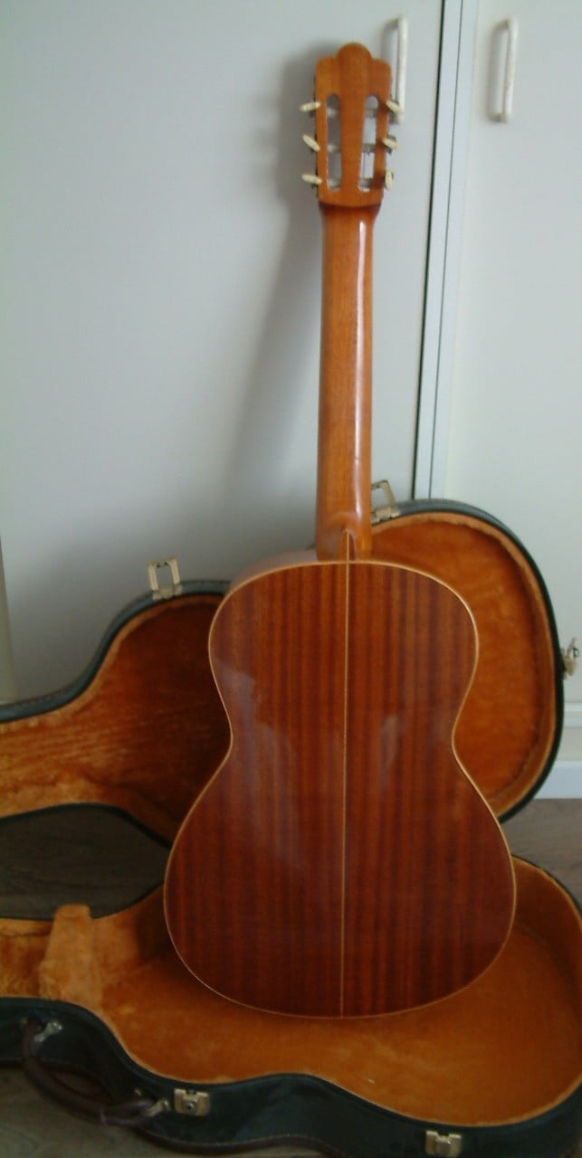 Goed bewaarde gitaar antonio Fernandez klassiek  jaren '70