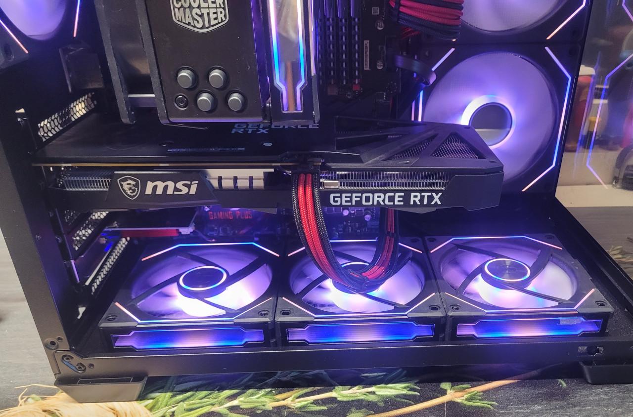 Refurbished GamePC i9-9900K/RTX 3060 Ti/32GB/1TB NVMe/WiFi/Lian Li RGB