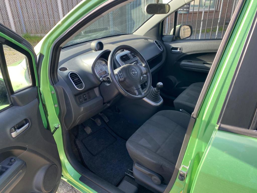 Opel Agila 1.0 edition