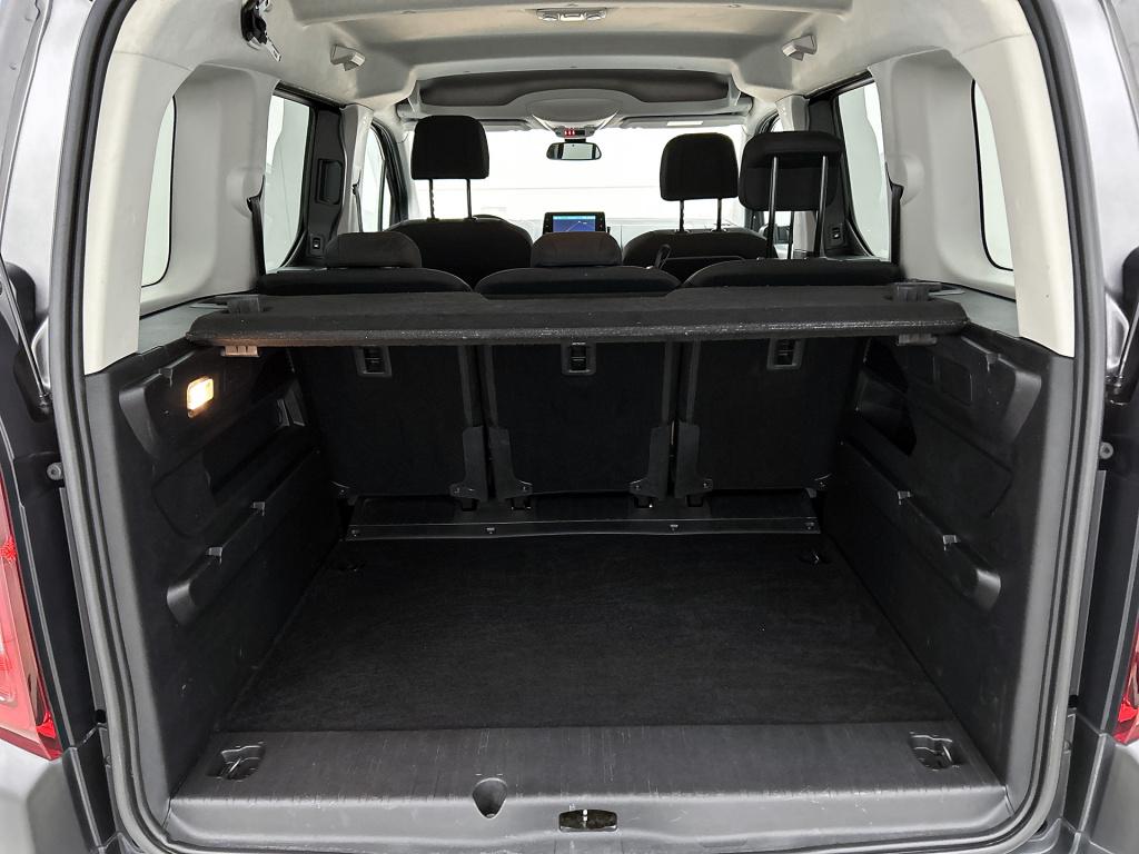 Citroen Berlingo 130 pk automaat xtr | rijklaar | adaptive cruise | trekhaa