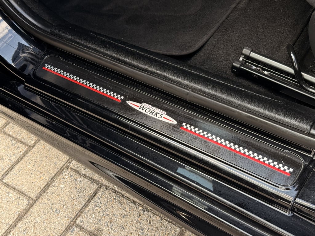Mini Cooper mini 1.5 king’s cross | john cooper works | navi | cruise | led
