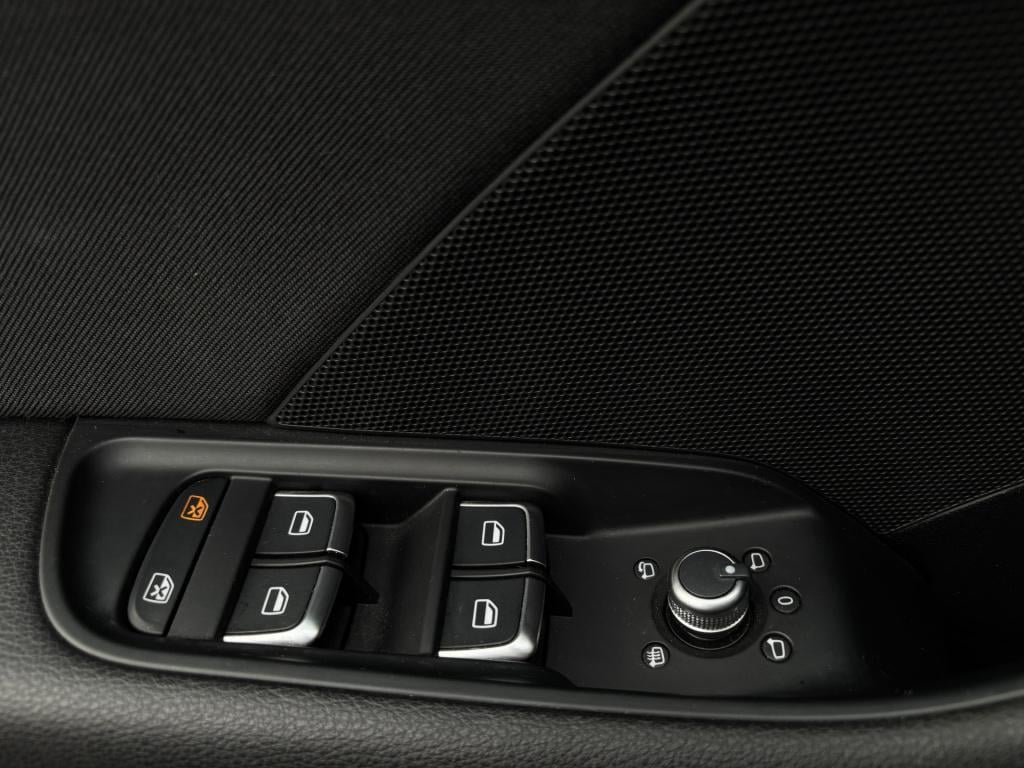 Audi A3 sportback s-tronic 1.4 tfsi ambiente pro line plus