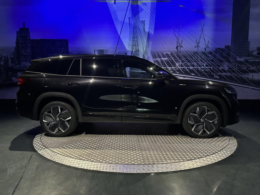 Skoda Kodiaq 1.5 tsi phev sportline business nieuw!! *pano*trekhaak*20 inch